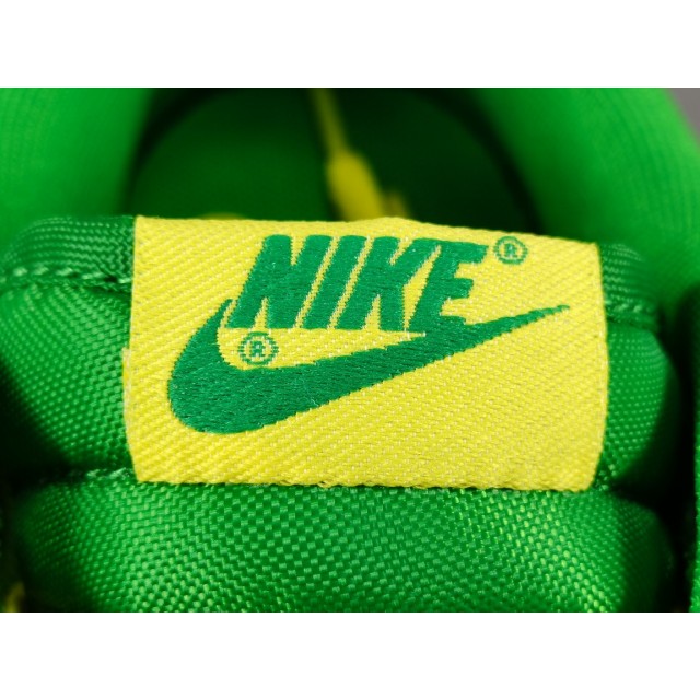 TOP BATCH Nike Dunk Low "Reverse Brazil" DV0833 300
