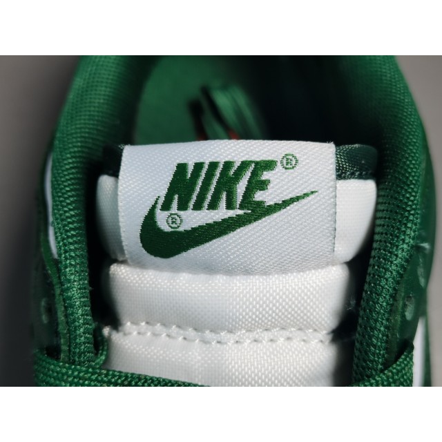 GOD BATCH Nike Dunk Low "Team Green" DD1391 101