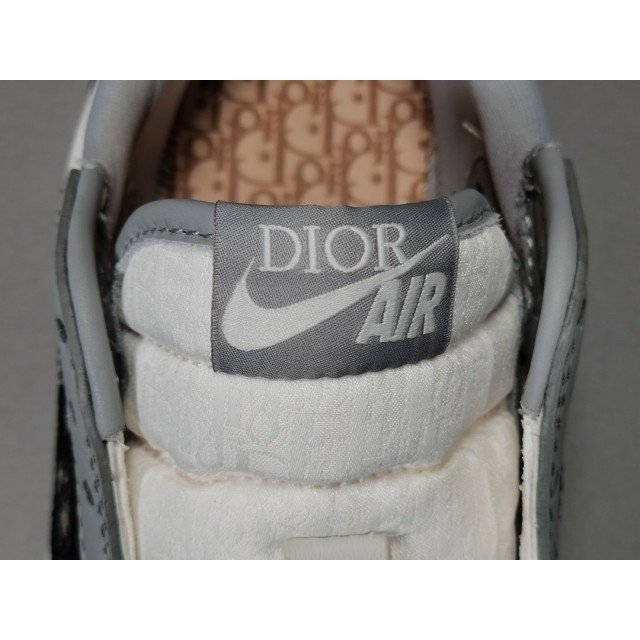 X BATCH Dior x Air Jordan 1 Low CN8608 002